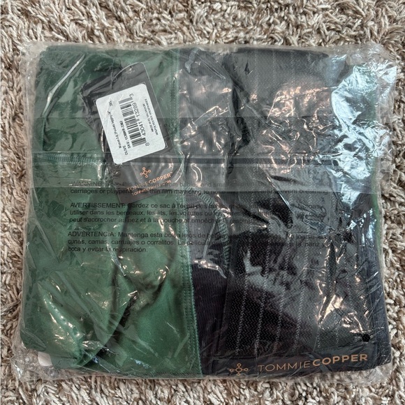 Tommie Copper Women’s Adjustable 2-Pocket Leggings – Olive – Size 3XL - Picture 5 of 7